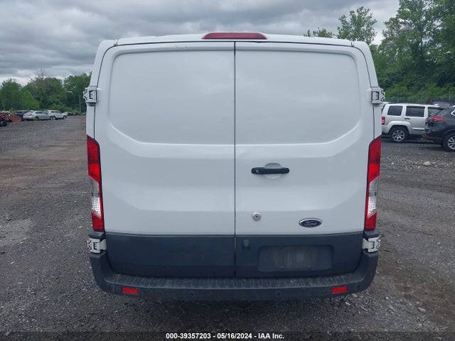 Ford Transit-150 2018 1FTYE1ZM4JKA12223 Image 17