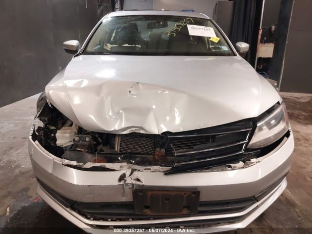 3VWLA7AJ8FM233220 Volkswagen Jetta 2.0l Tdi Se