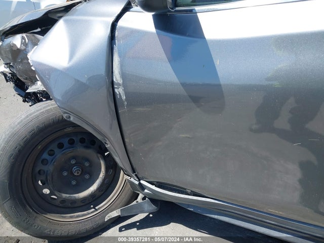 Nissan ROGUE S 2017 KNMAT2MT0HP525896 Image 17