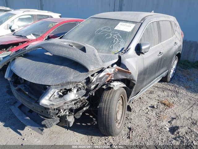 Nissan ROGUE S 2017 KNMAT2MT0HP525896 Image 2