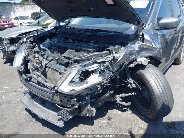 Nissan ROGUE S 2017 KNMAT2MT0HP525896 Image 6