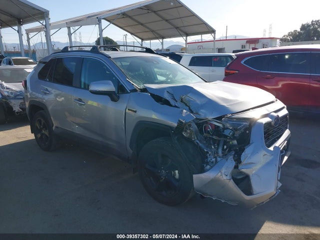 Toyota Rav4 Xle Premium Hybrid 2021 2T3B6RFV1MW026140 головне зображення