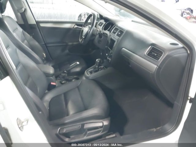 3VWDB7AJ4HM246759 Volkswagen Jetta 1.4t Se