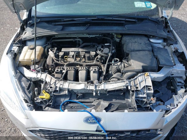 Ford FOCUS SE 2016 1FADP3K26GL345237 Image 10