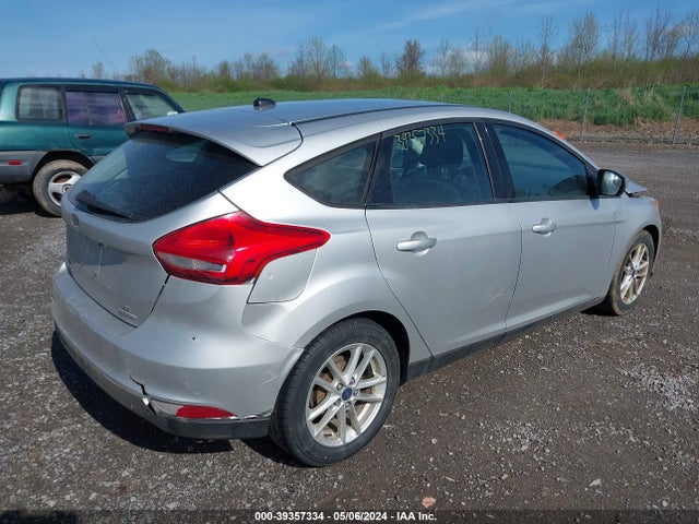 Ford FOCUS SE 2016 1FADP3K26GL345237 Image 4