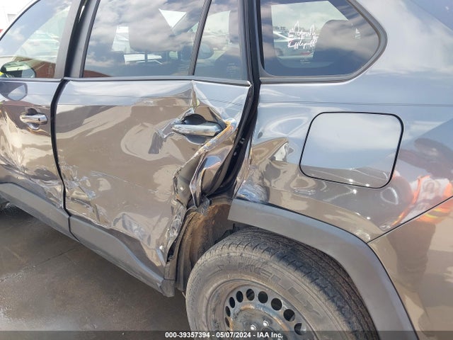 Toyota RAV4 LE 2019 JTMH1RFV6KJ006342 Image 17