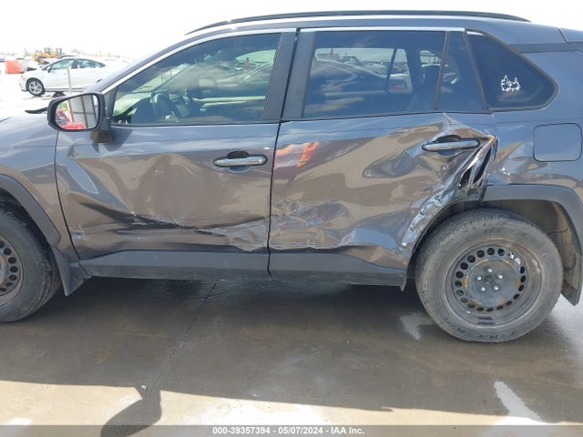 Toyota RAV4 LE 2019 JTMH1RFV6KJ006342 Image 6