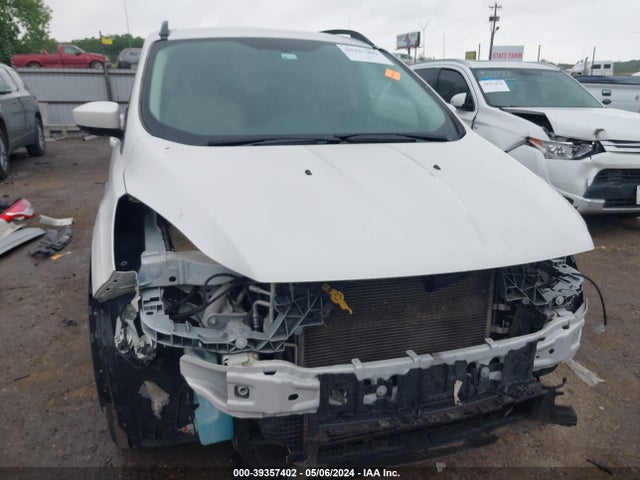 Ford ESCAPE SE 2015 1FMCU9G9XFUC82235 Image 13