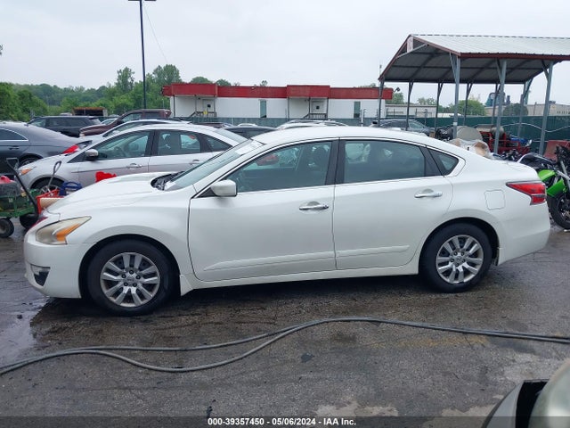 Nissan Altima 2.5 S 2015 1N4AL3AP0FC177749 Image 14