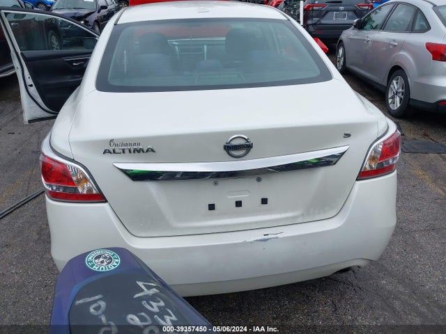 Nissan Altima 2.5 S 2015 1N4AL3AP0FC177749 Image 16