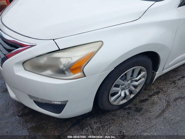 Nissan Altima 2.5 S 2015 1N4AL3AP0FC177749 Image 18