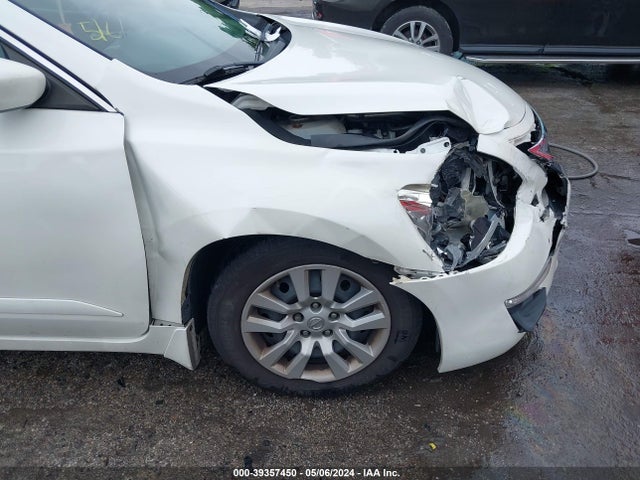 Nissan Altima 2.5 S 2015 1N4AL3AP0FC177749 Image 19