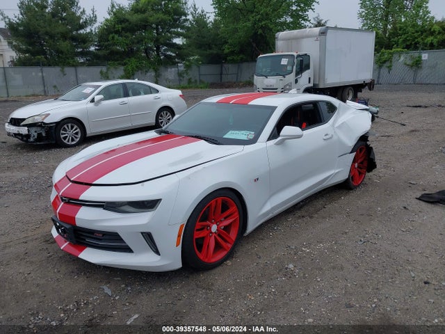 Chevrolet Camaro 1lt 2017 1G1FB1RS4H0104882 Image 2