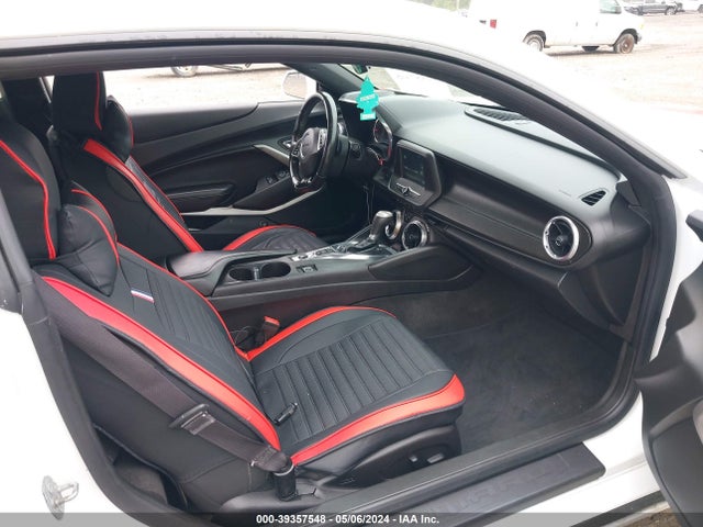 Chevrolet Camaro 1lt 2017 1G1FB1RS4H0104882 Image 5