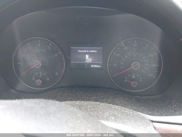 KNALC4J18H5061661 KIA Cadenza Premium
