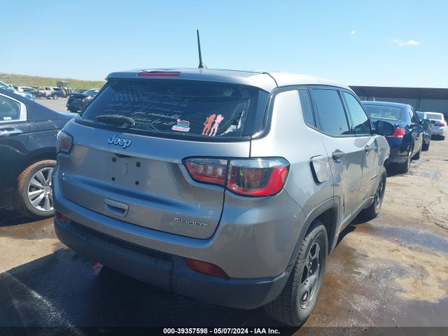 3C4NJCAB7JT145058 Jeep Compass Sport Fwd