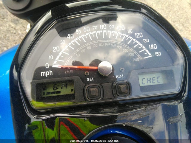 2022 SUZUKI VZR1800 JS1VY53AXN7100132 Photo 6