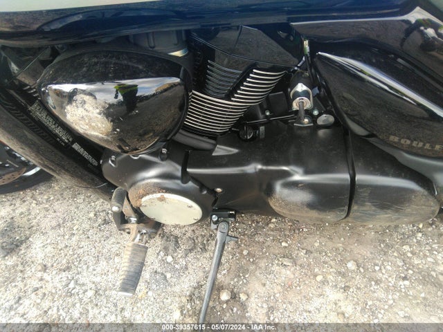 2022 SUZUKI VZR1800 JS1VY53AXN7100132 Photo 8