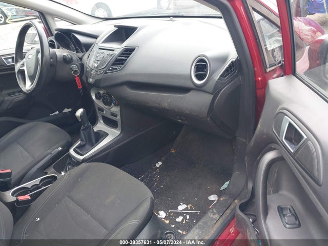 Ford FIESTA SE 2016 3FADP4EJ4GM167075 Image 5