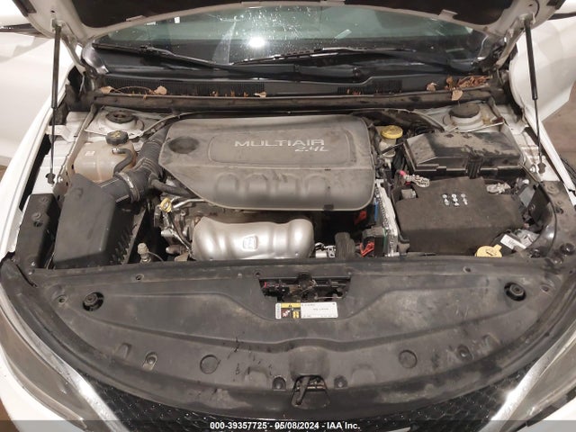 Chrysler 200 C 2015 1C3CCCCB2FN746324 Image 10