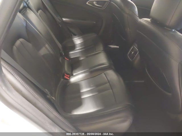 Chrysler 200 C 2015 1C3CCCCB2FN746324 Image 8