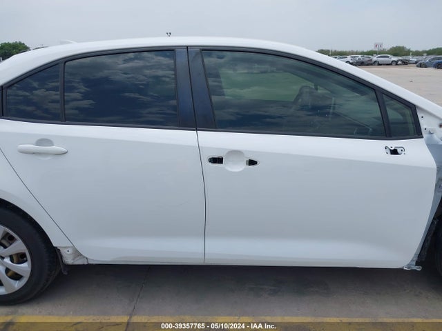 Toyota COROLLA LE 2021 JTDEPMAE2MJ117856 Image 14