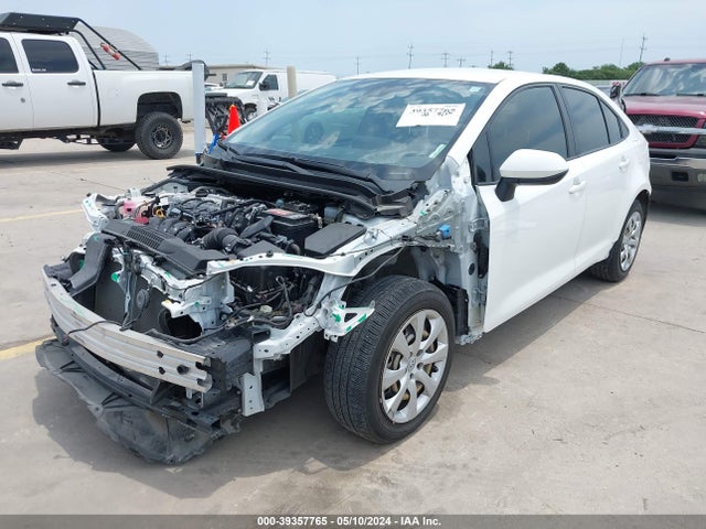 Toyota COROLLA LE 2021 JTDEPMAE2MJ117856 Image 2