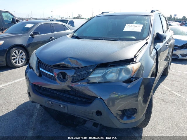 Toyota RAV4 LE 2014 JTMZFREV8EJ002630 Image 6