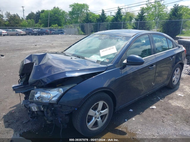Chevrolet Cruze 1lt Auto 2015 1G1PC5SB5F7250229 Image 2
