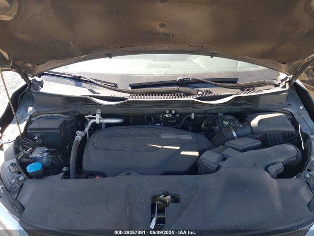 Honda Odyssey Touring 2018 5FNRL6H80JB003673 Image 10