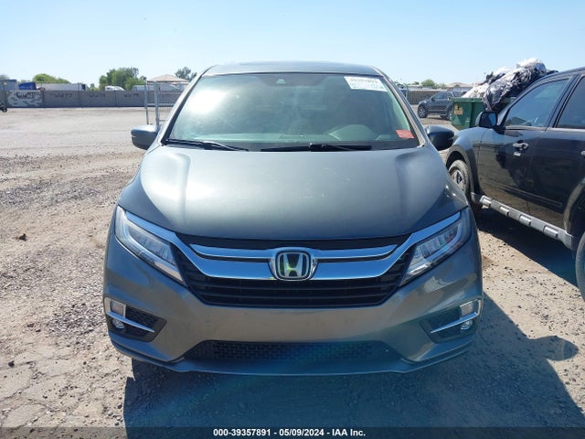Honda Odyssey Touring 2018 5FNRL6H80JB003673 Image 13