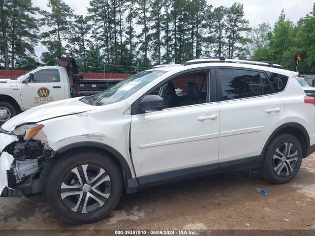 Toyota RAV4 LE 2016 JTMZFREV4GJ094404 Image 14