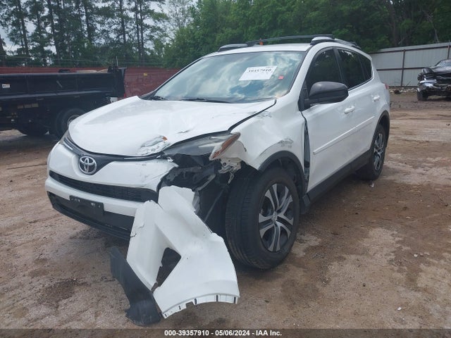 Toyota RAV4 LE 2016 JTMZFREV4GJ094404 Image 6