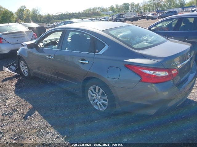 Nissan Altima 2.5 S 2016 1N4AL3APXGC131282 Image 3