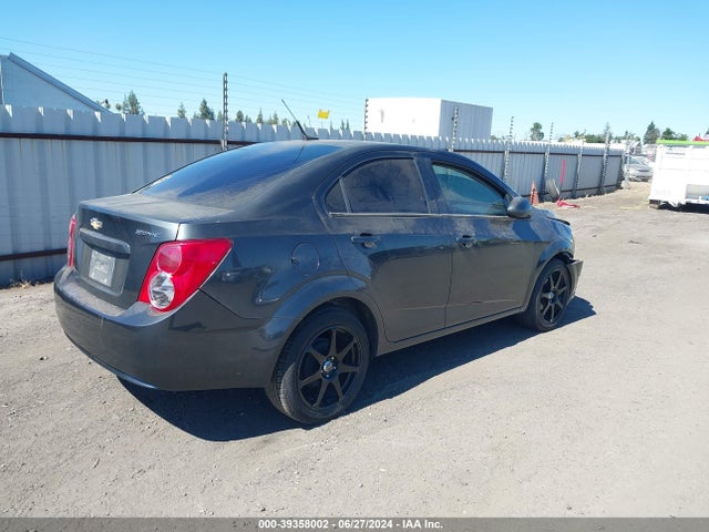 Chevrolet Sonic Ls Auto 2014 1G1JA5SH5E4222561 Image 4