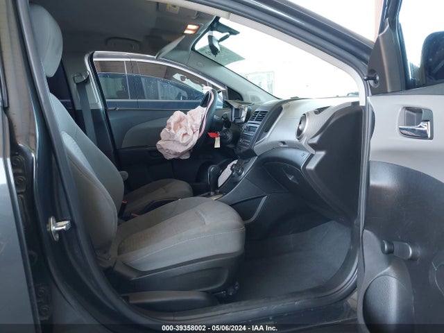 Chevrolet Sonic Ls Auto 2014 1G1JA5SH5E4222561 Image 5