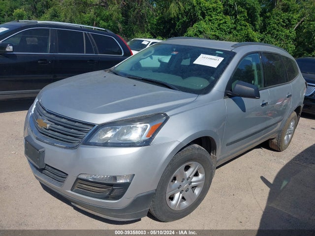 Chevrolet Traverse Ls 2017 1GNKRFKD1HJ140556 Image 2