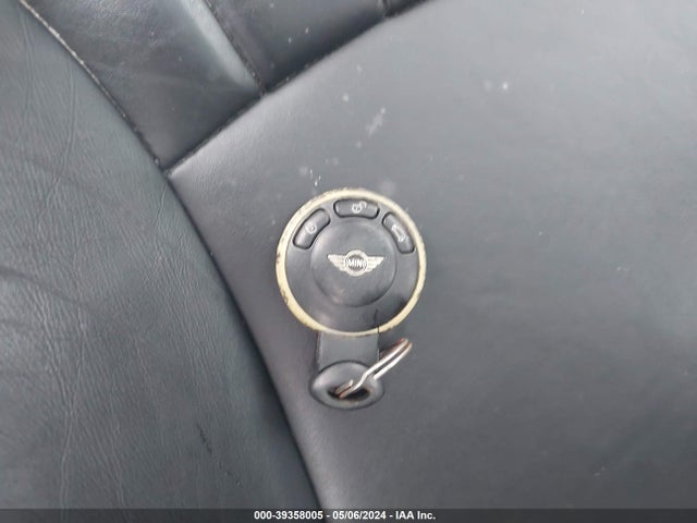 2007 MINI COOPER WMWMF33567TU63582 Photo 10