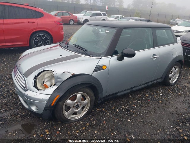 2007 MINI COOPER WMWMF33567TU63582 Photo 1