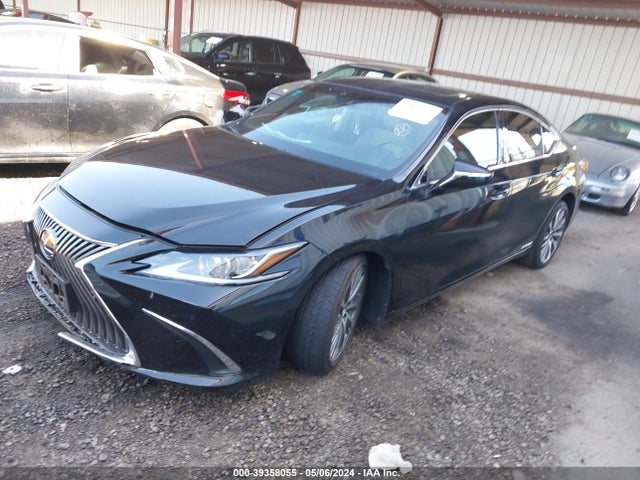 58AD21B11LU008472 Lexus ES 300H