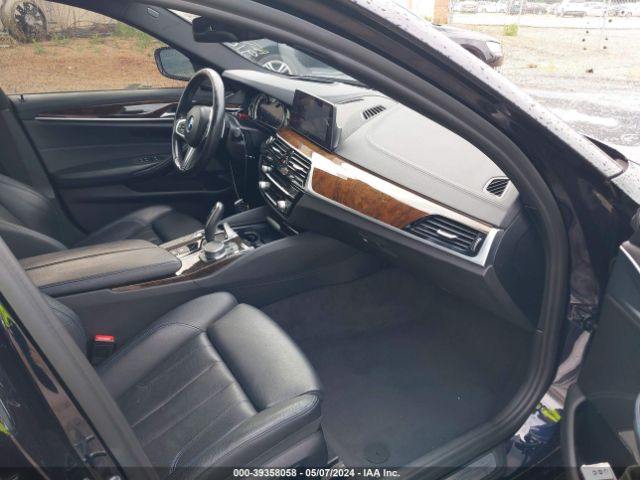 WBAJE5C35HG916763 BMW 540I