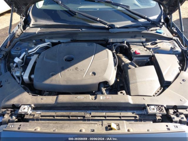 7JR102FKXLG043346 Volvo S60 T5 Momentum