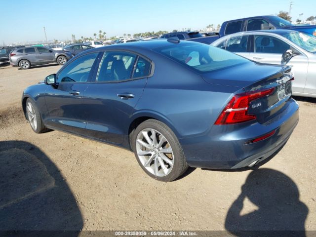7JR102FKXLG043346 Volvo S60 T5 Momentum
