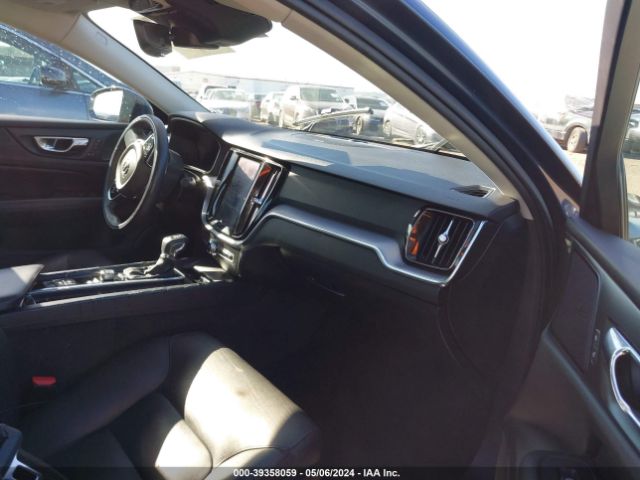 7JR102FKXLG043346 Volvo S60 T5 Momentum