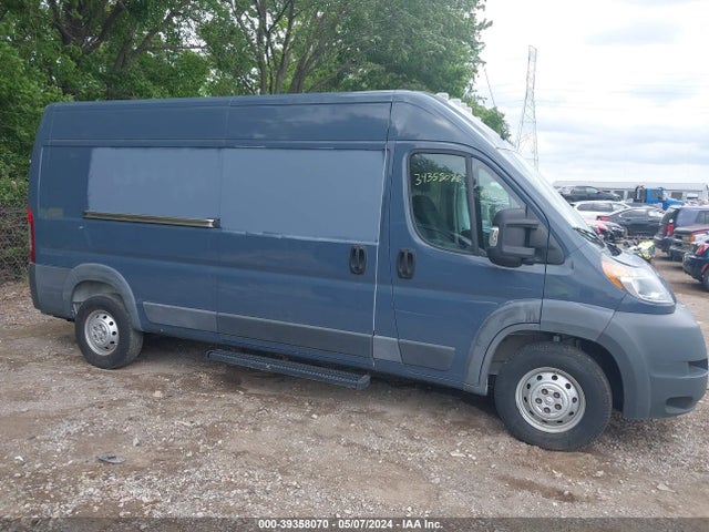 3C6TRVDG5JE161418 RAM Promaster 2500 High Roof 159 Wb