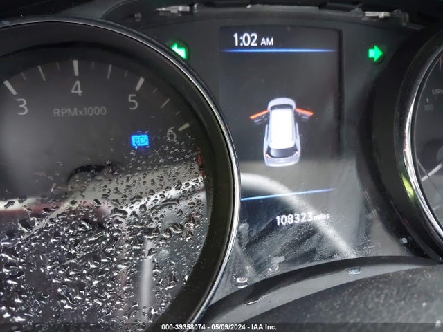 Nissan ROGUE SV 2018 5N1AT2MT2JC726420 Image 14