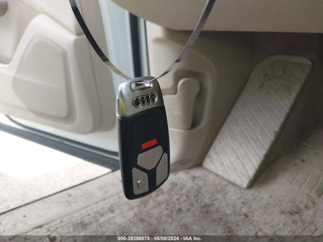 WA1AAAF70KD034053 Audi Q7 55 Premium