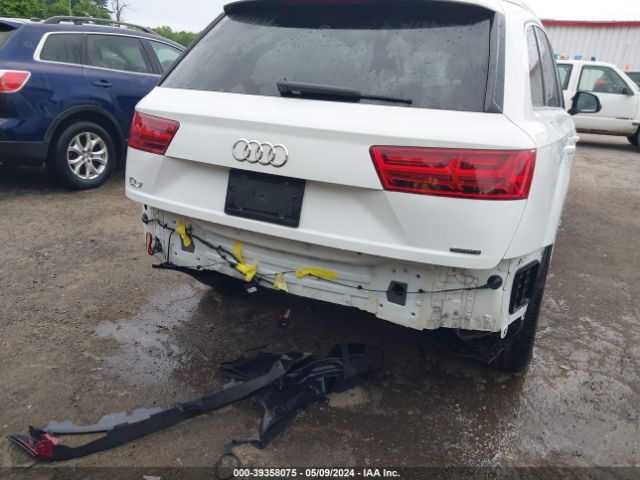 WA1AAAF70KD034053 Audi Q7 55 Premium
