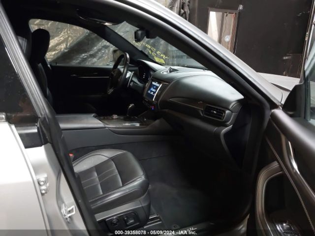 ZN661XUS7HX254432 Maserati Levante