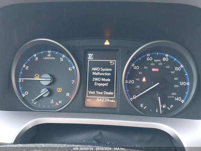 Toyota RAV4 LE 2018 JTMBFREVXJJ213937 Image 7